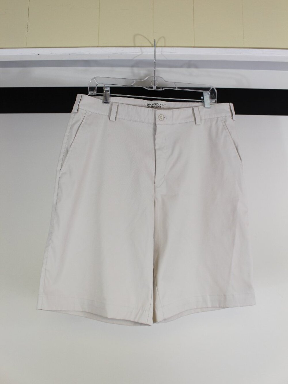 Nike Golf Dri Fit Shorts Mens 34 Khaki Beige Tour Performance Flat Front Casual